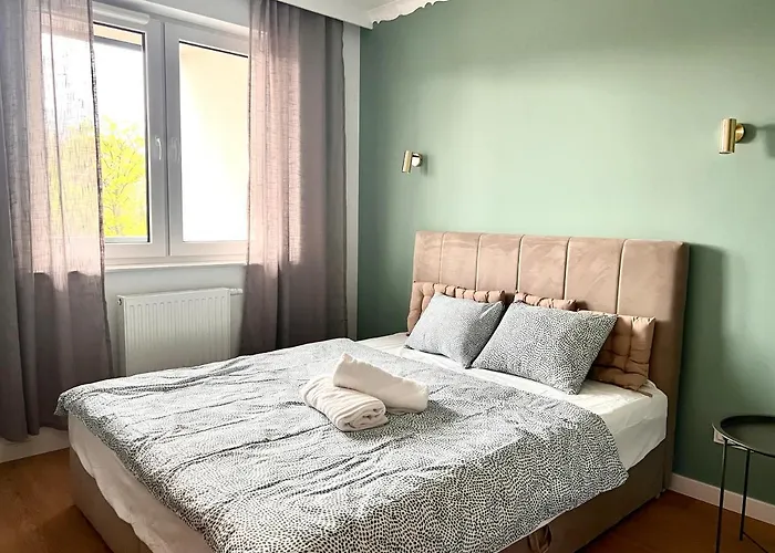 Gold Sleep Nowy Z Jacuzzi Na Wylacznosc * Wroclaw